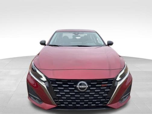 2024 Nissan Altima 2.0 SR