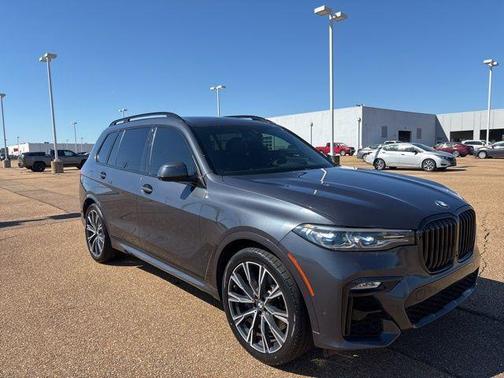 2020 BMW X7 M50i
