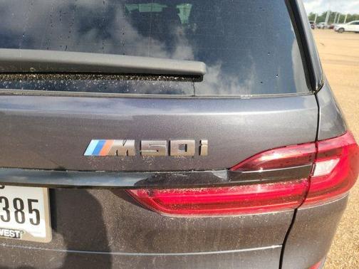 2020 BMW X7 M50i
