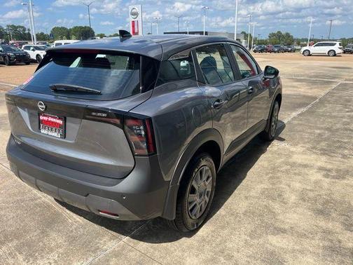 Gun Metallic 2026 Nissan Kicks S