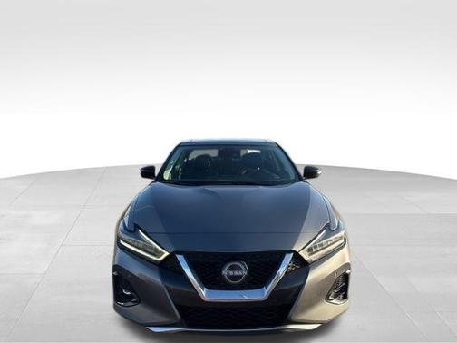 2023 Nissan Maxima Platinum