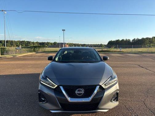 2023 Nissan Maxima Platinum