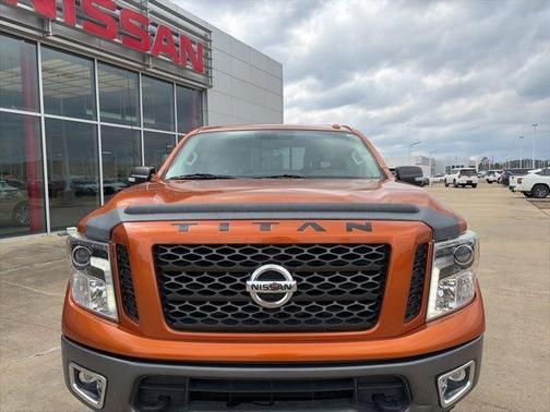 2019 Nissan Titan PRO-4X