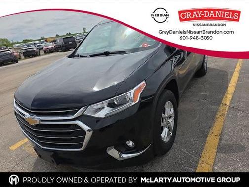 Mosaic Black Metallic 2019 Chevrolet Traverse LT Cloth