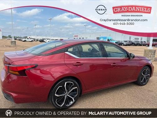 2023 Nissan Altima 2.5 SR