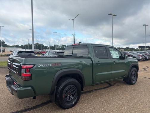 2025 Nissan Frontier PRO-4X