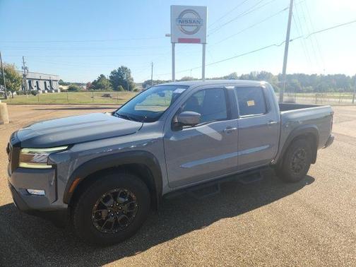 2024 Nissan Frontier PRO-X