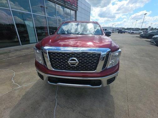 Red 2018 Nissan Titan SV