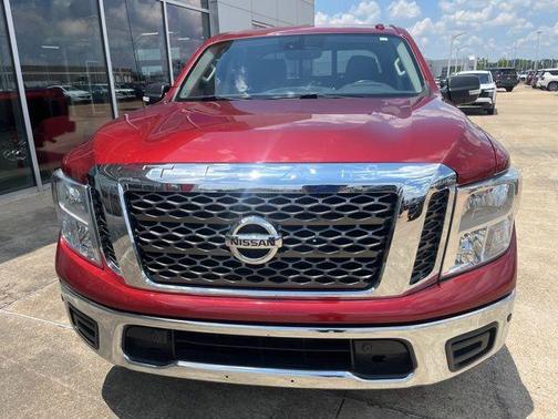 Red 2018 Nissan Titan SV