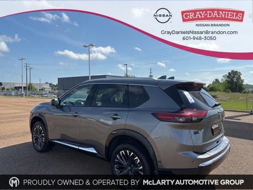 2025 Nissan Rogue Platinum