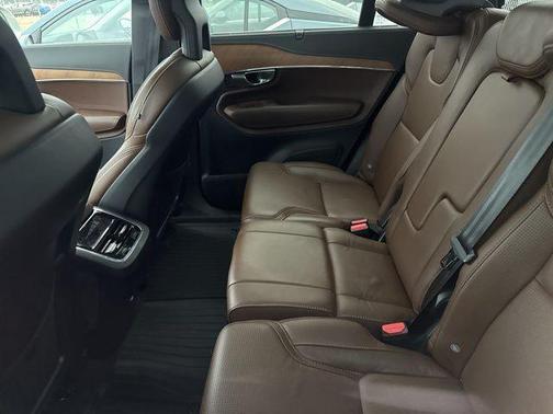 2020 Volvo XC90 T6 Inscription 7 Passenger