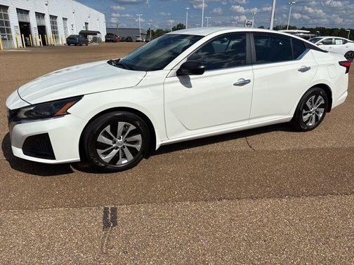2024 Nissan Altima 2.5 S