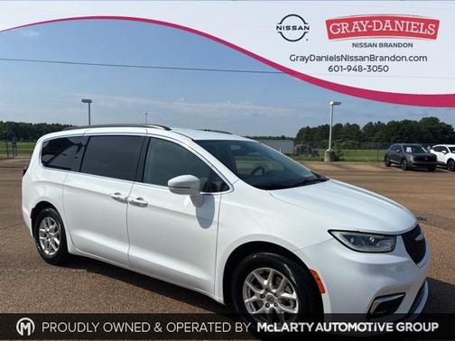 2022 Chrysler Pacifica Touring-L