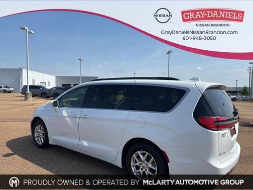 2022 Chrysler Pacifica Touring-L
