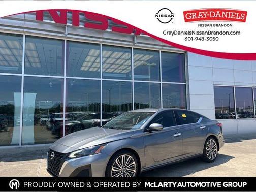 Gun Metallic 2024 Nissan Altima 2.5 SL