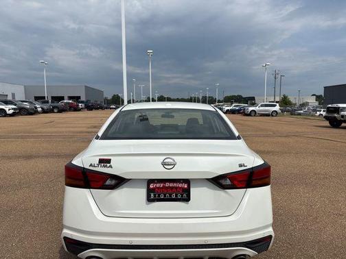 2024 Nissan Altima 2.5 SL