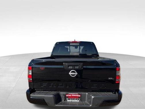 2024 Nissan Frontier SL