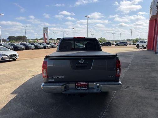 Gun Metallic 2020 Nissan Frontier SV