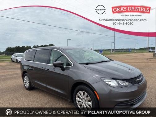 2020 Chrysler Voyager L
