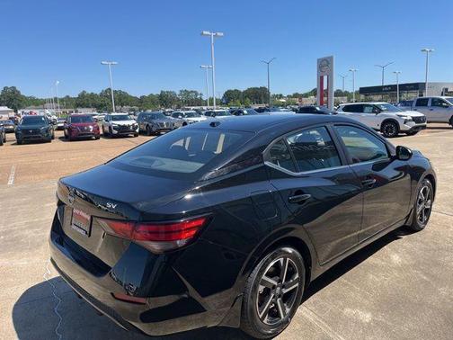 Black 2024 Nissan Sentra SV