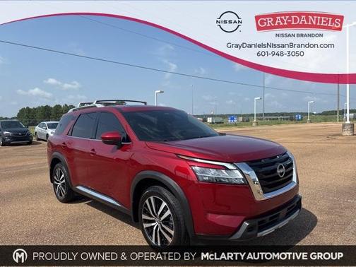2024 Nissan Pathfinder Platinum