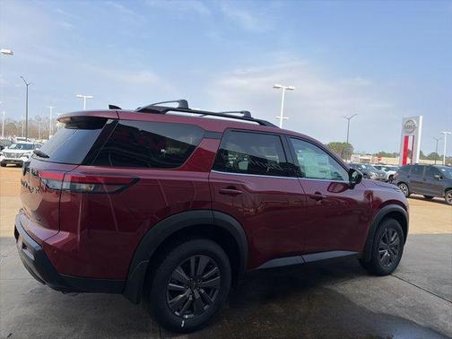 2026 Nissan Pathfinder SV