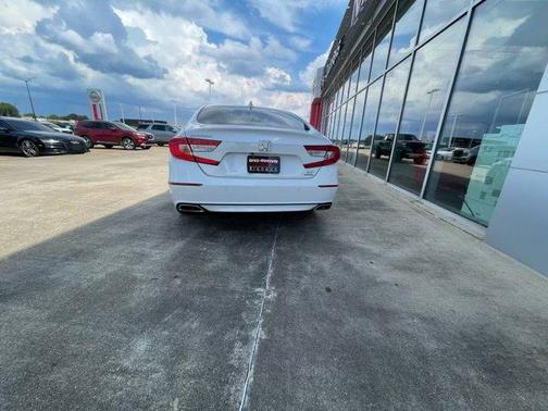 Platinum White Pearl 2020 Honda Accord Touring 2.0T