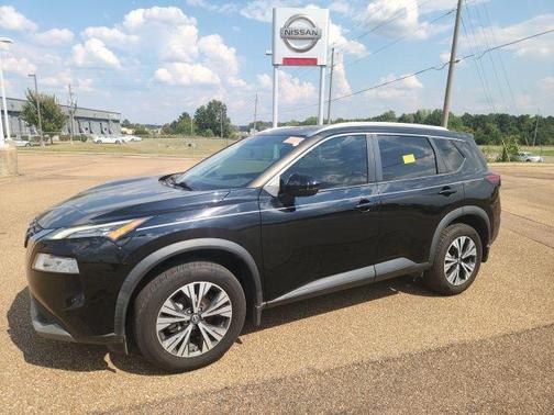 2022 Nissan Rogue SV
