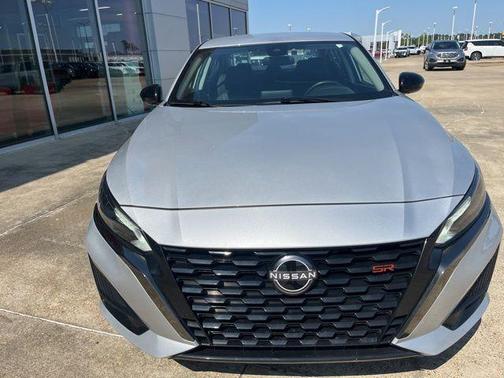 Brilliant Silver Metallic 2025 Nissan Altima SR