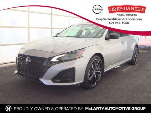 Brilliant Silver Metallic 2025 Nissan Altima SR