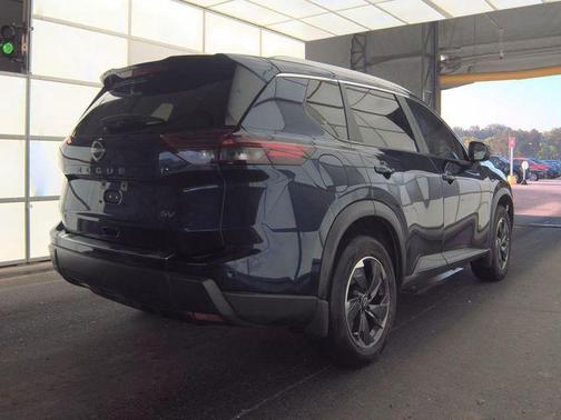 Deep Ocean Blue 2024 Nissan Rogue SV