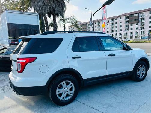 White Suede 2012 Ford Explorer Base