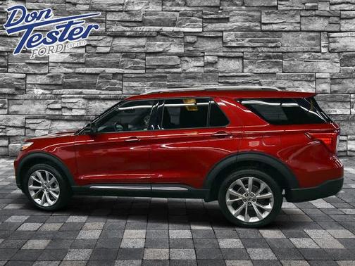 RAPID RED MET TINTED CC 2023 Ford Explorer PLATINUM