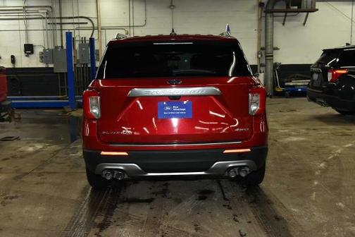 RAPID RED MET TINTED CC 2023 Ford Explorer PLATINUM