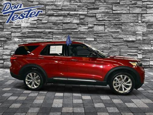RAPID RED MET TINTED CC 2023 Ford Explorer PLATINUM
