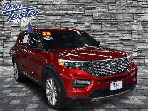 2023 Ford Explorer PLATINUM