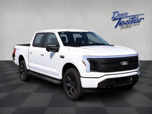 2025 Ford F-150 Lightning Flash