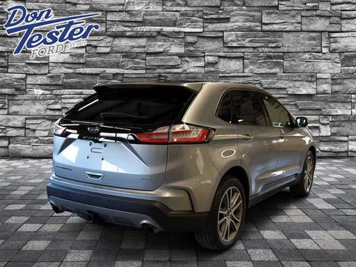 ICONIC SILVER 2023 Ford Edge TITANIUM