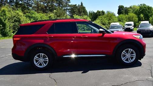 RAPID RED MET TINTED CC 2023 Ford Explorer XLT