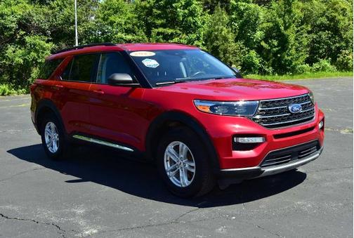 RAPID RED MET TINTED CC 2023 Ford Explorer XLT