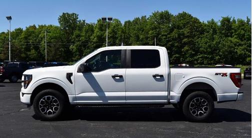 OXFORD WHITE 2023 Ford F-150 XL