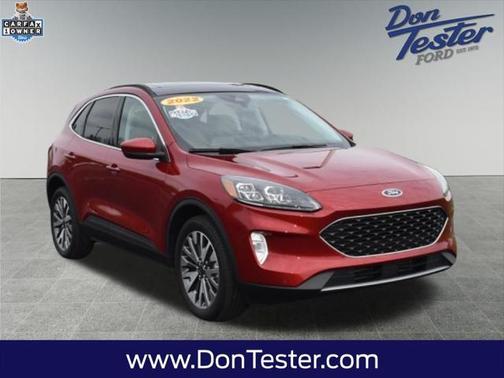 2022 Ford Escape Titanium