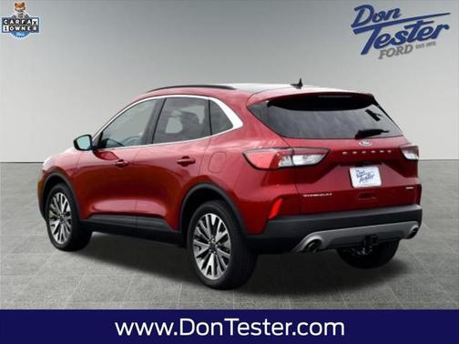 2022 Ford Escape Titanium