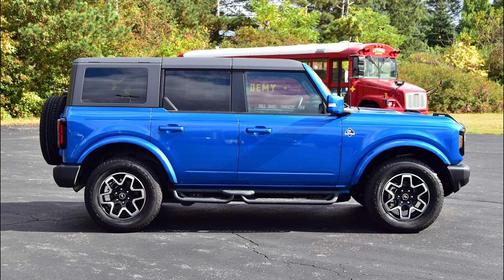 2024 Ford Bronco Outer Banks