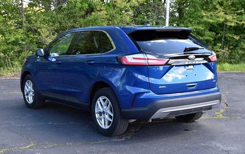 ATLAS BLUE 2023 Ford Edge SEL
