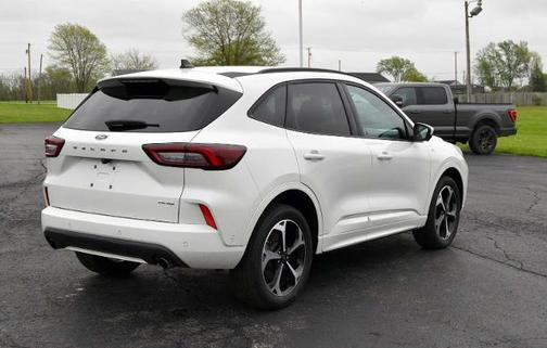 STAR WHITE METALLIC TRI-COA 2023 Ford Escape ST-LINE ELITE