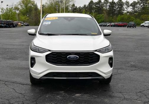 STAR WHITE METALLIC TRI-COA 2023 Ford Escape ST-LINE ELITE