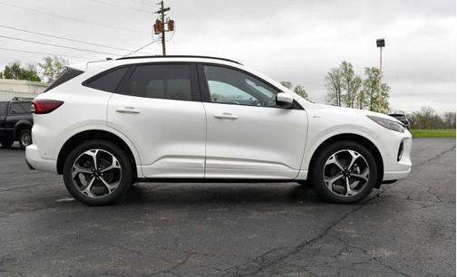 STAR WHITE METALLIC TRI-COA 2023 Ford Escape ST-LINE ELITE