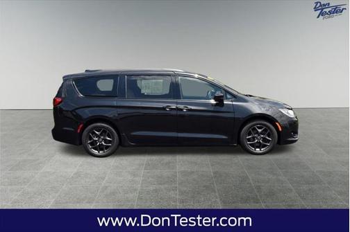 2019 Chrysler Pacifica Touring-L Plus