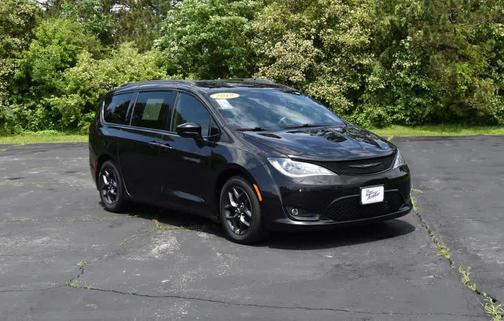 2019 Chrysler Pacifica Touring-L Plus